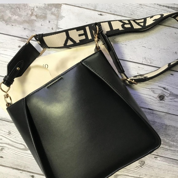 Stella McCartney logo mini crossbody bag. - Picture 3 of 6